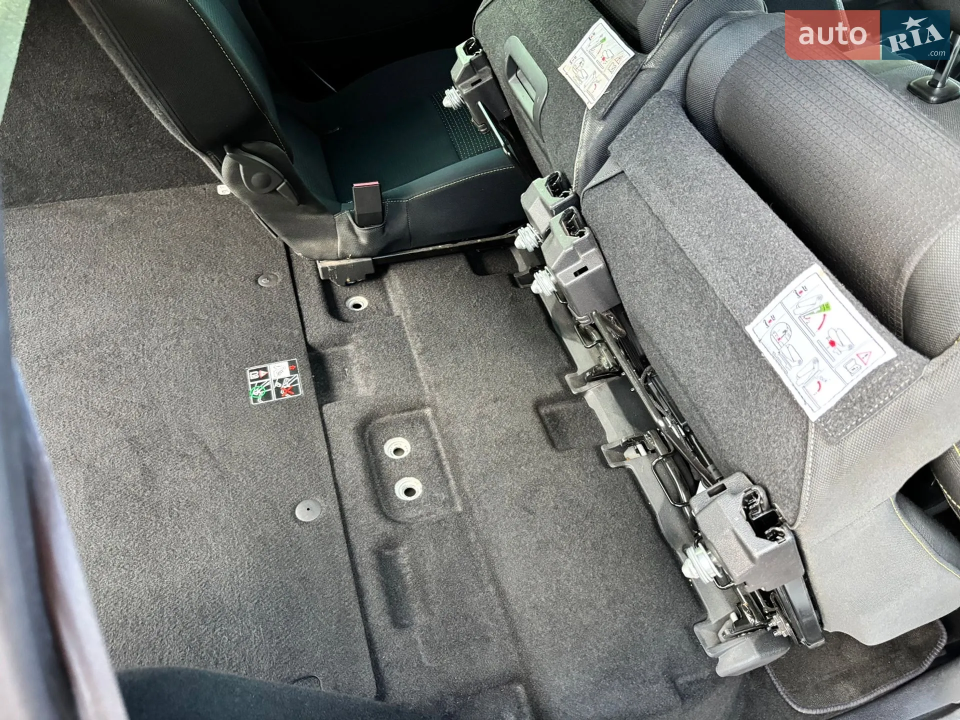 2010 Renault Scenic - мініатюра 47
