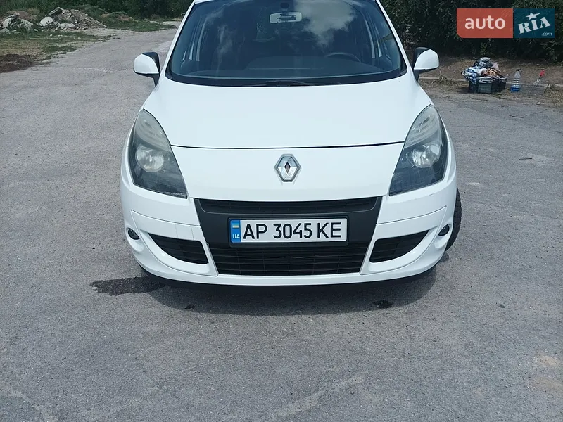 Renault Scenic 2012