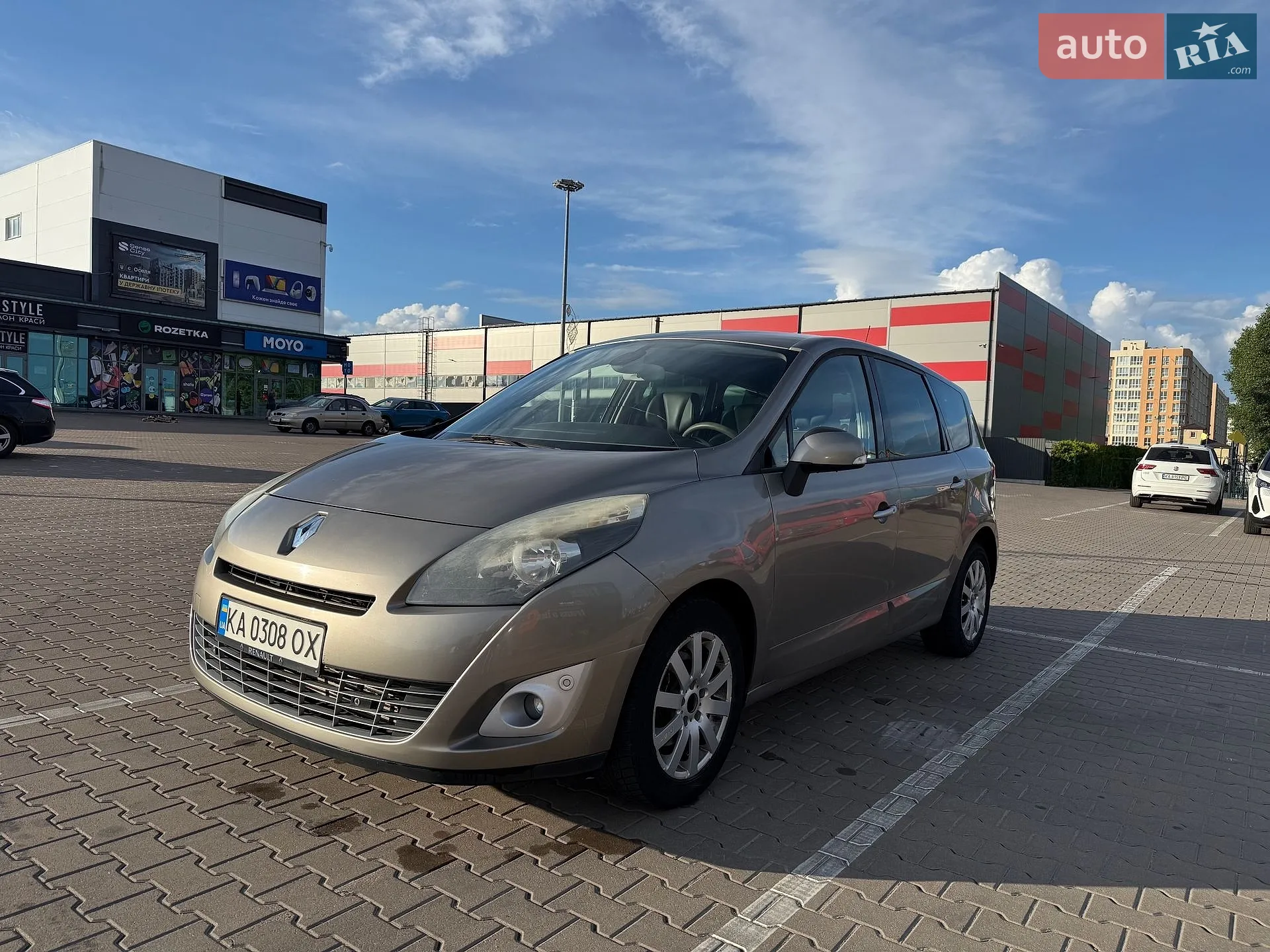 2010 Renault Scenic - мініатюра 3