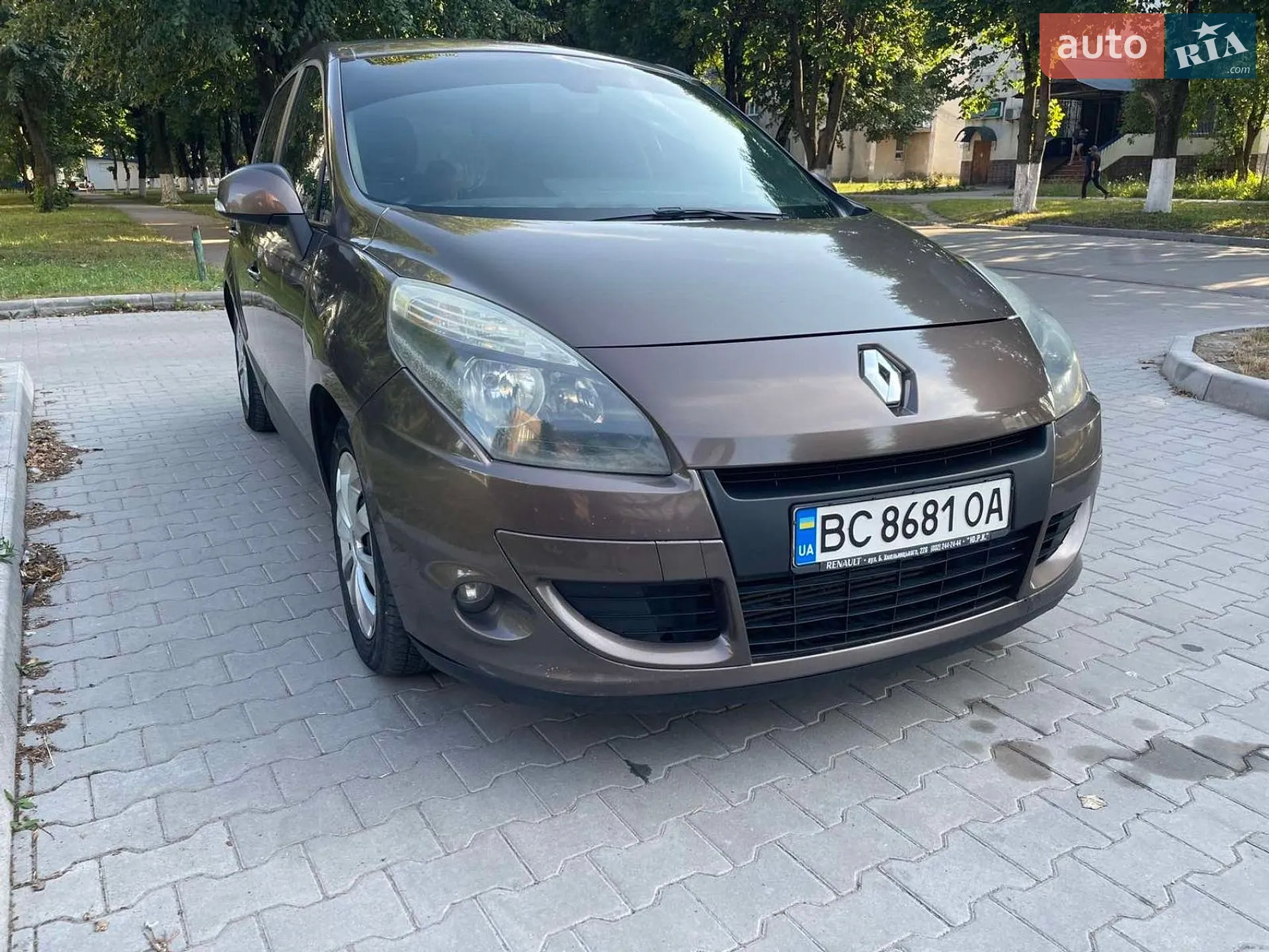2010 Renault Scenic - мініатюра 3