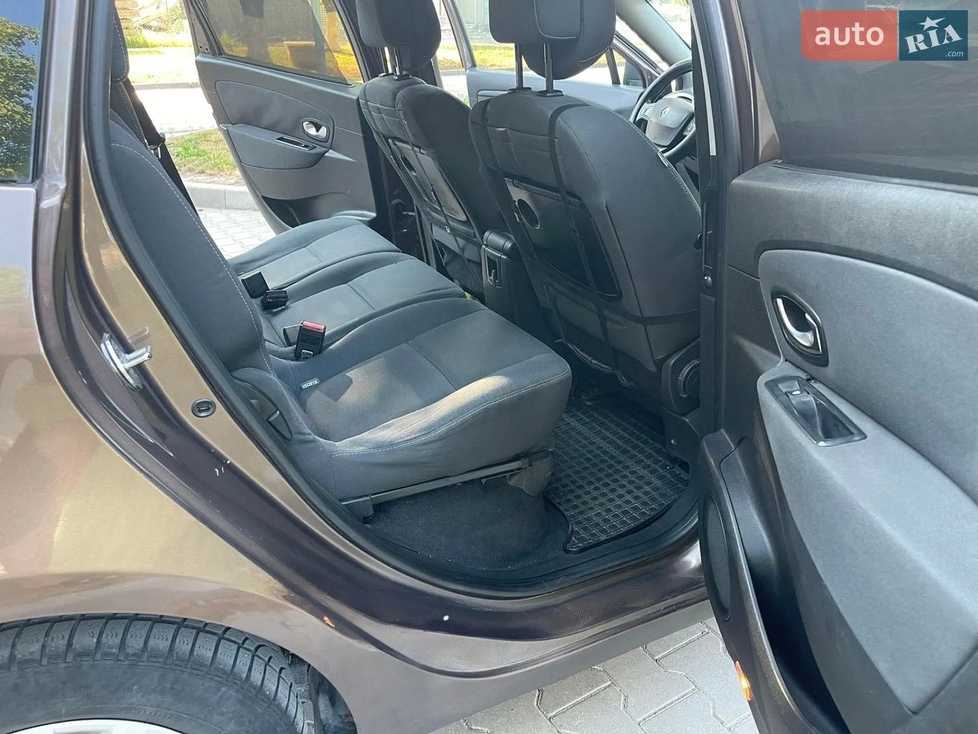 2010 Renault Scenic - мініатюра 15
