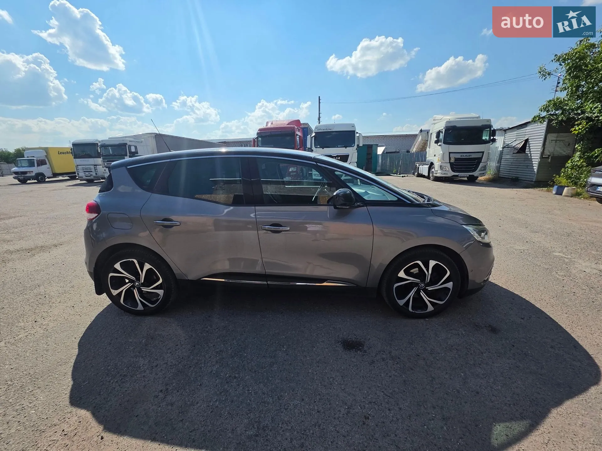 2016 Renault Scenic - мініатюра 2