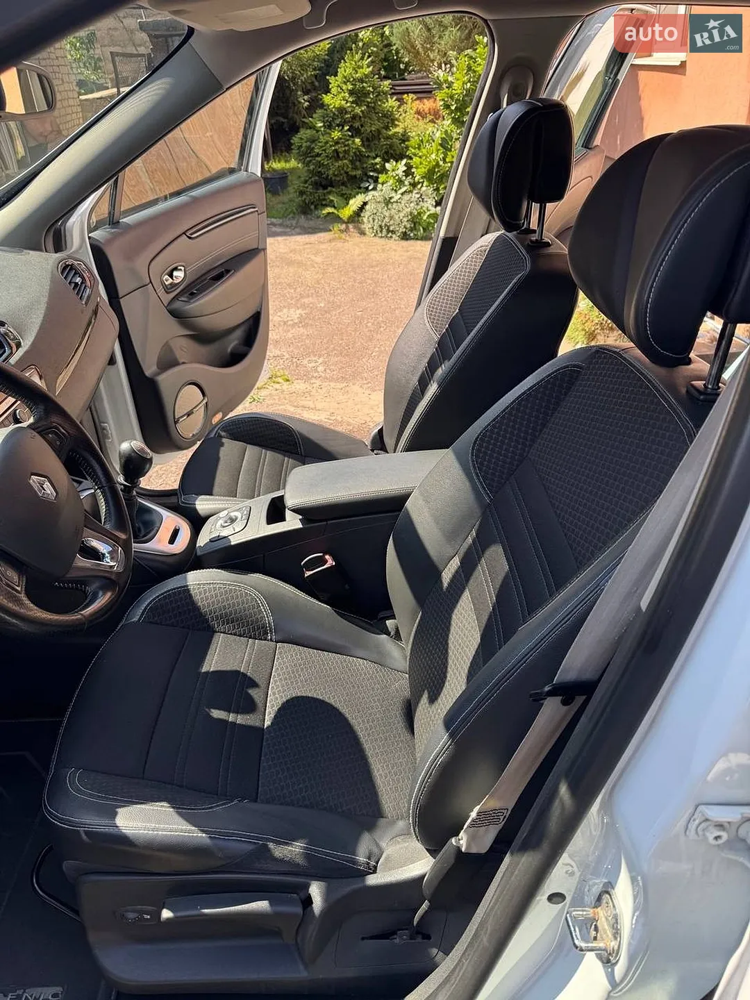 2014 Renault Scenic - мініатюра 16