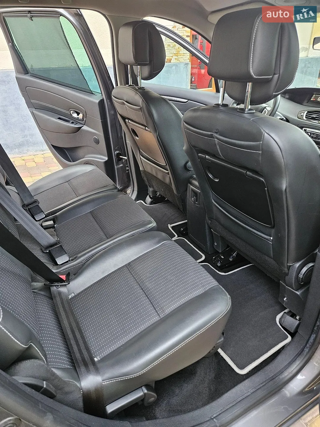 2012 Renault Scenic - мініатюра 30