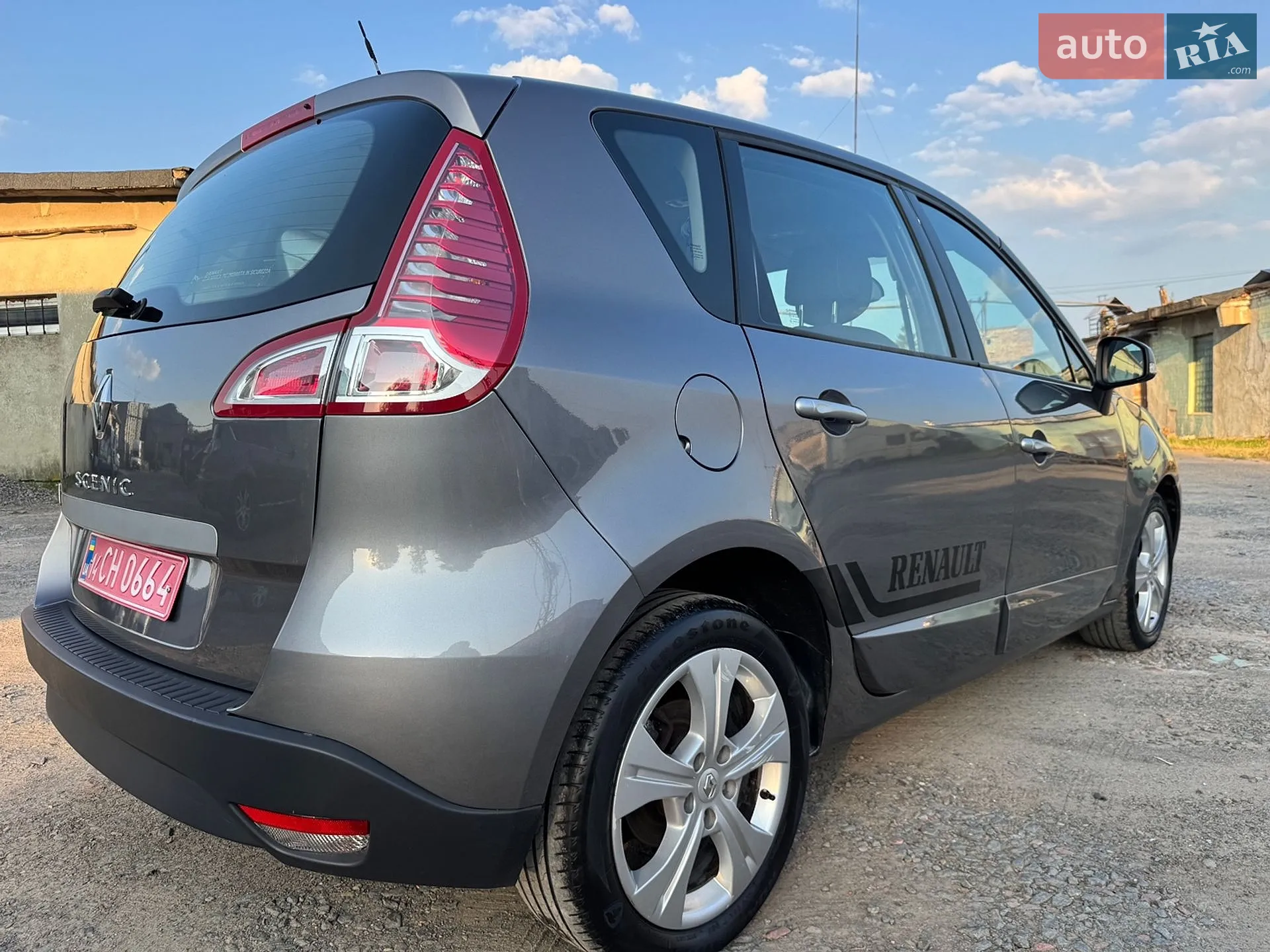 2010 Renault Scenic - мініатюра 29