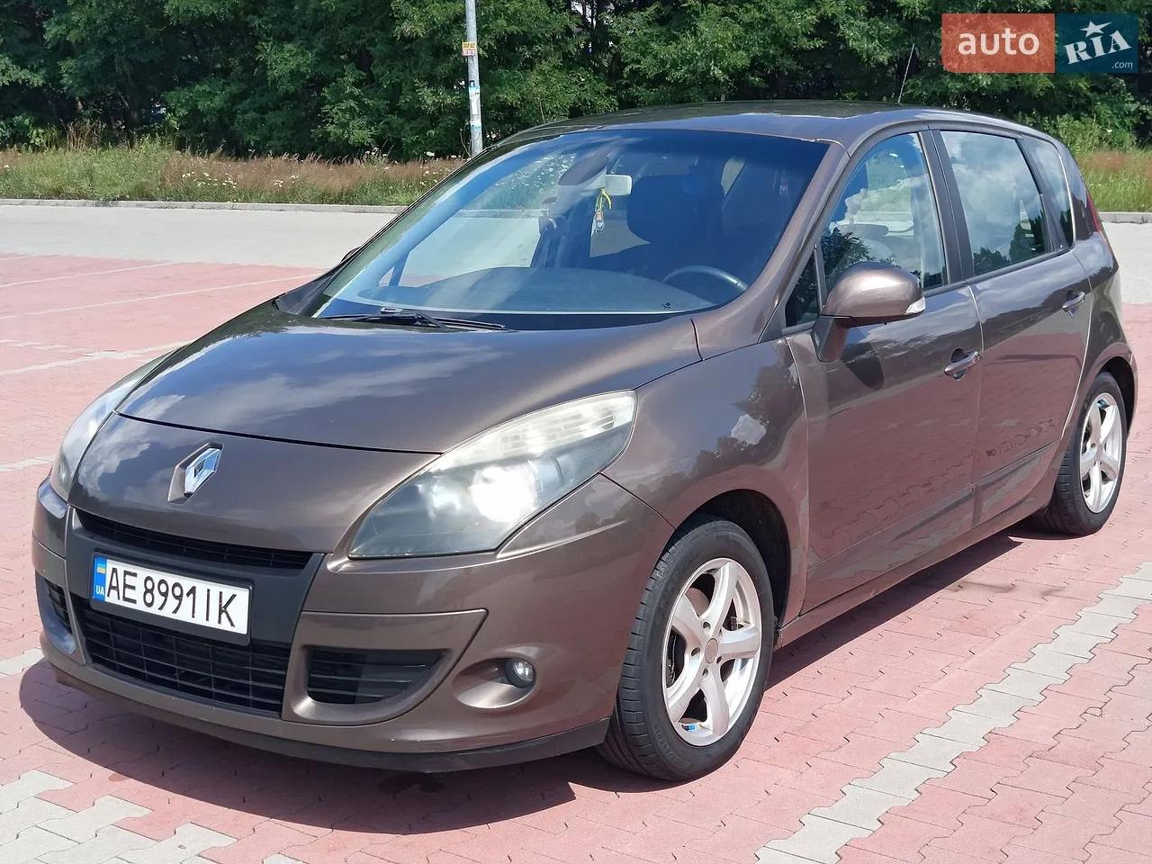 2010 Renault Scenic - мініатюра 15