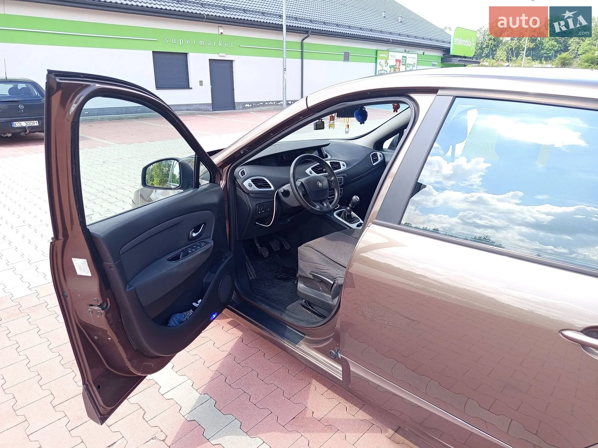 2010 Renault Scenic - мініатюра 11
