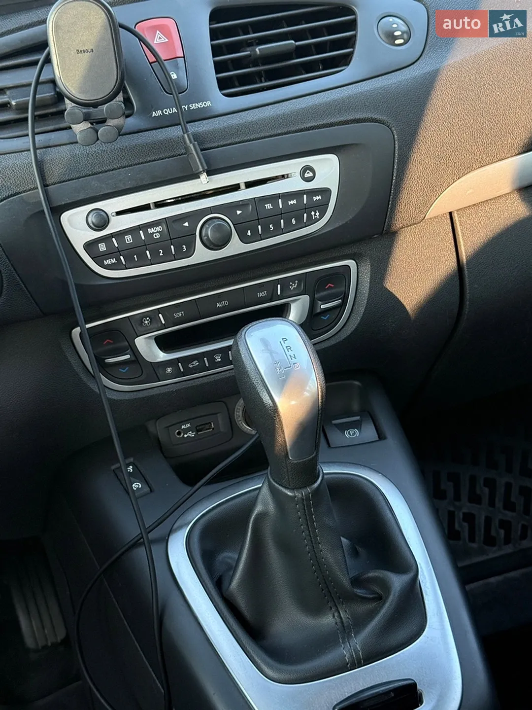 2011 Renault Scenic - мініатюра 10