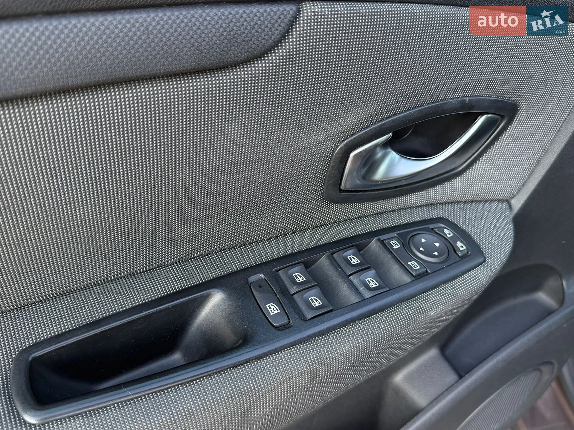 2011 Renault Scenic - мініатюра 12
