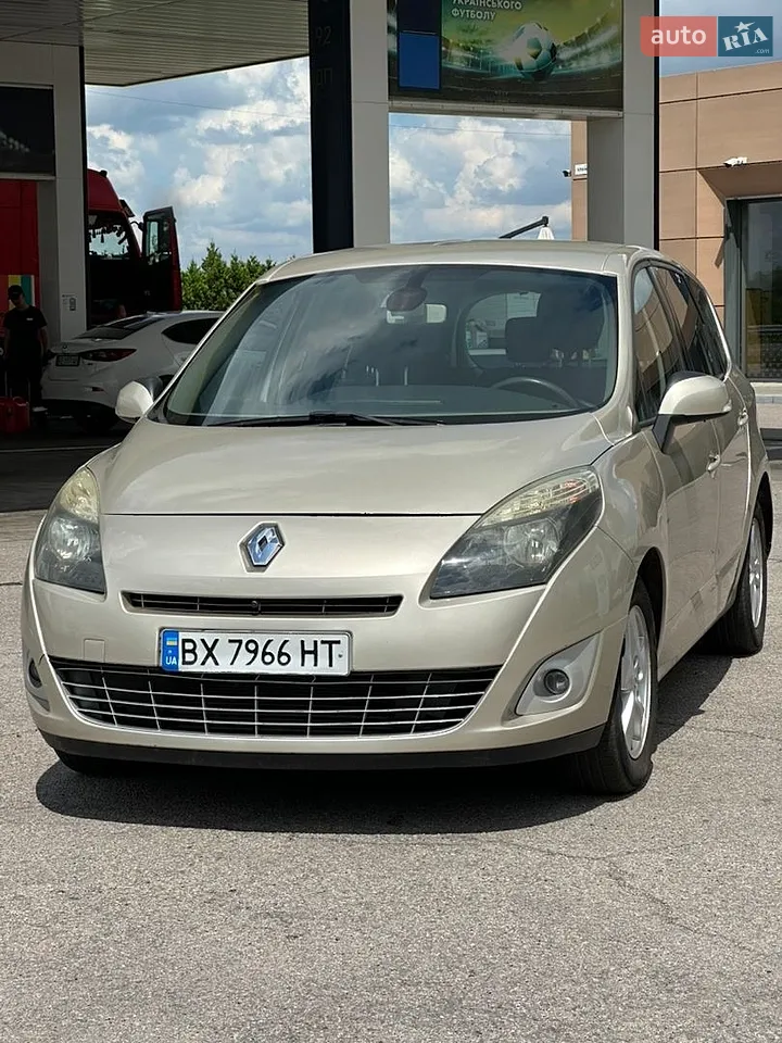 2010 Renault Scenic - мініатюра 13