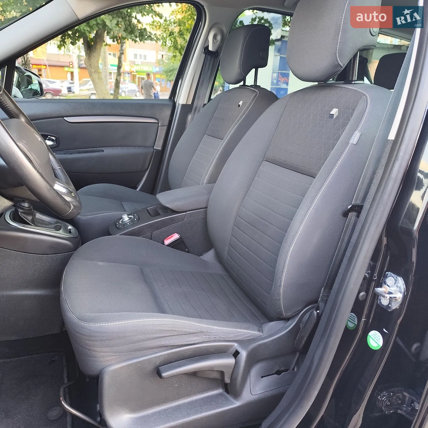 2015 Renault Scenic - мініатюра 27
