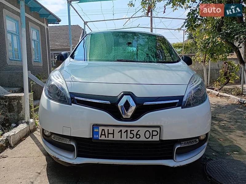 Renault Scenic 2015
