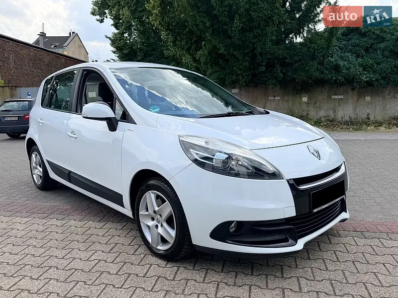 Renault Scenic 2012