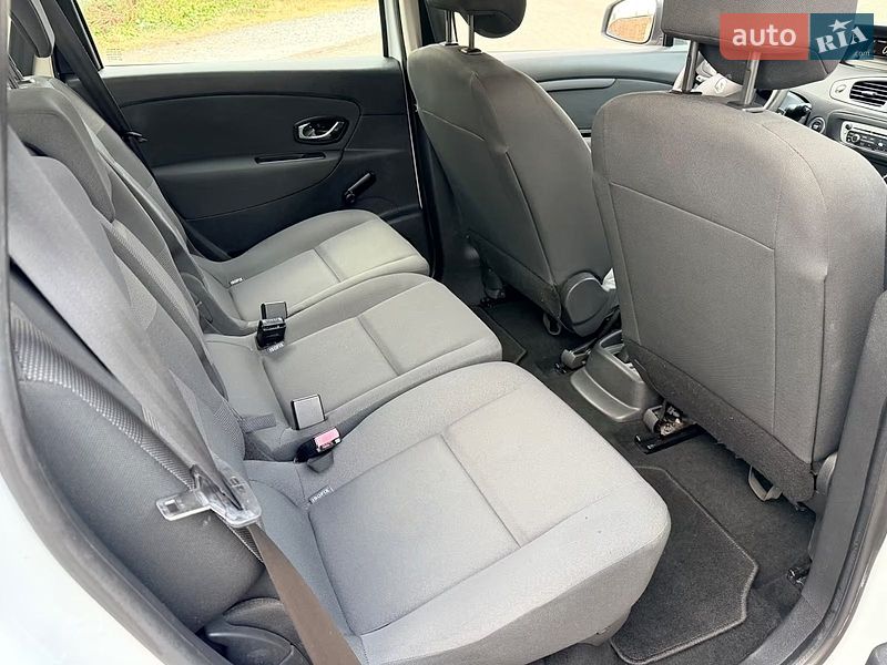 Минивэн Renault Scenic 2012 в Сумах