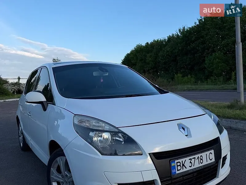 Renault Scenic 2011