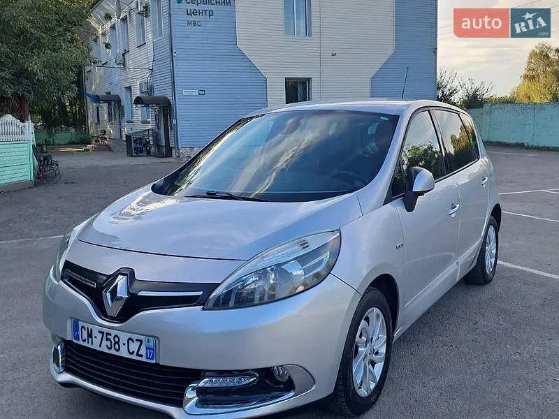 Renault Scenic 2012