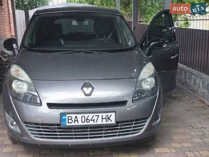 Renault Scenic 2011