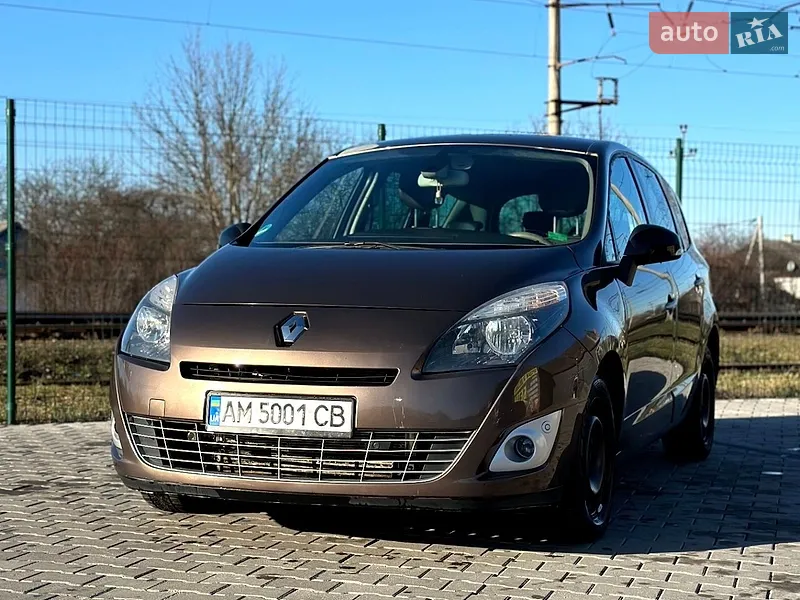 Renault Scenic 2011