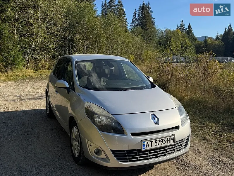 Renault Scenic 2011