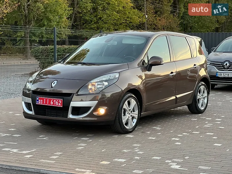 Renault Scenic 2011