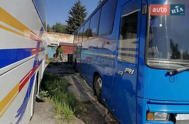 Туристический / Междугородний автобус Renault SFR 1994 в Львове