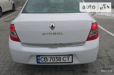 Седан Renault Symbol 2010 в Вишневом