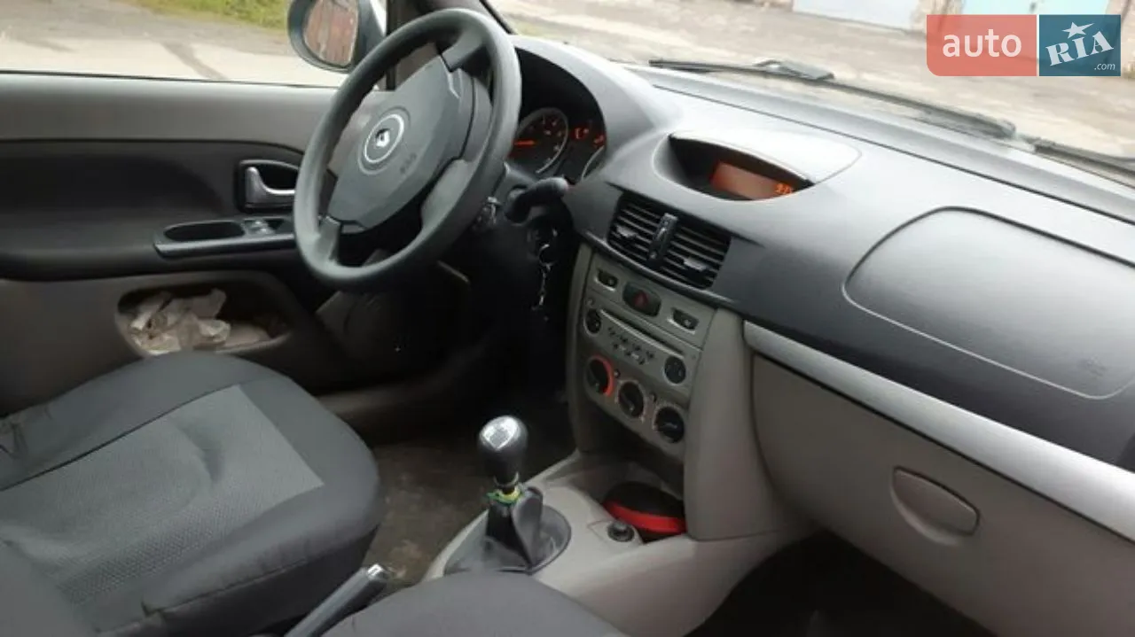 2010 Renault Symbol - мініатюра 14