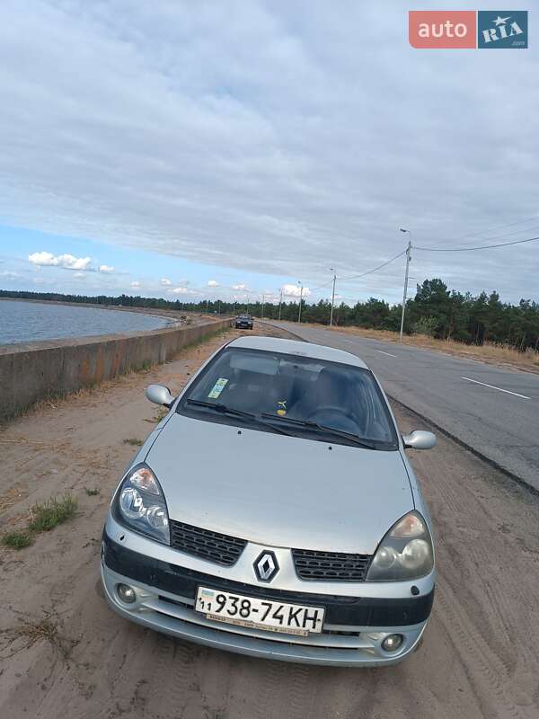 Седан Renault Symbol 2002 в Киеве