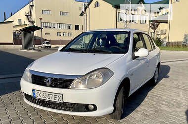 Седан Renault Symbol 2011 в 