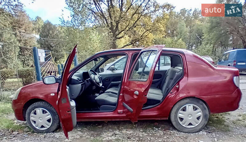 Седан Renault Symbol 2008 в Мукачевому