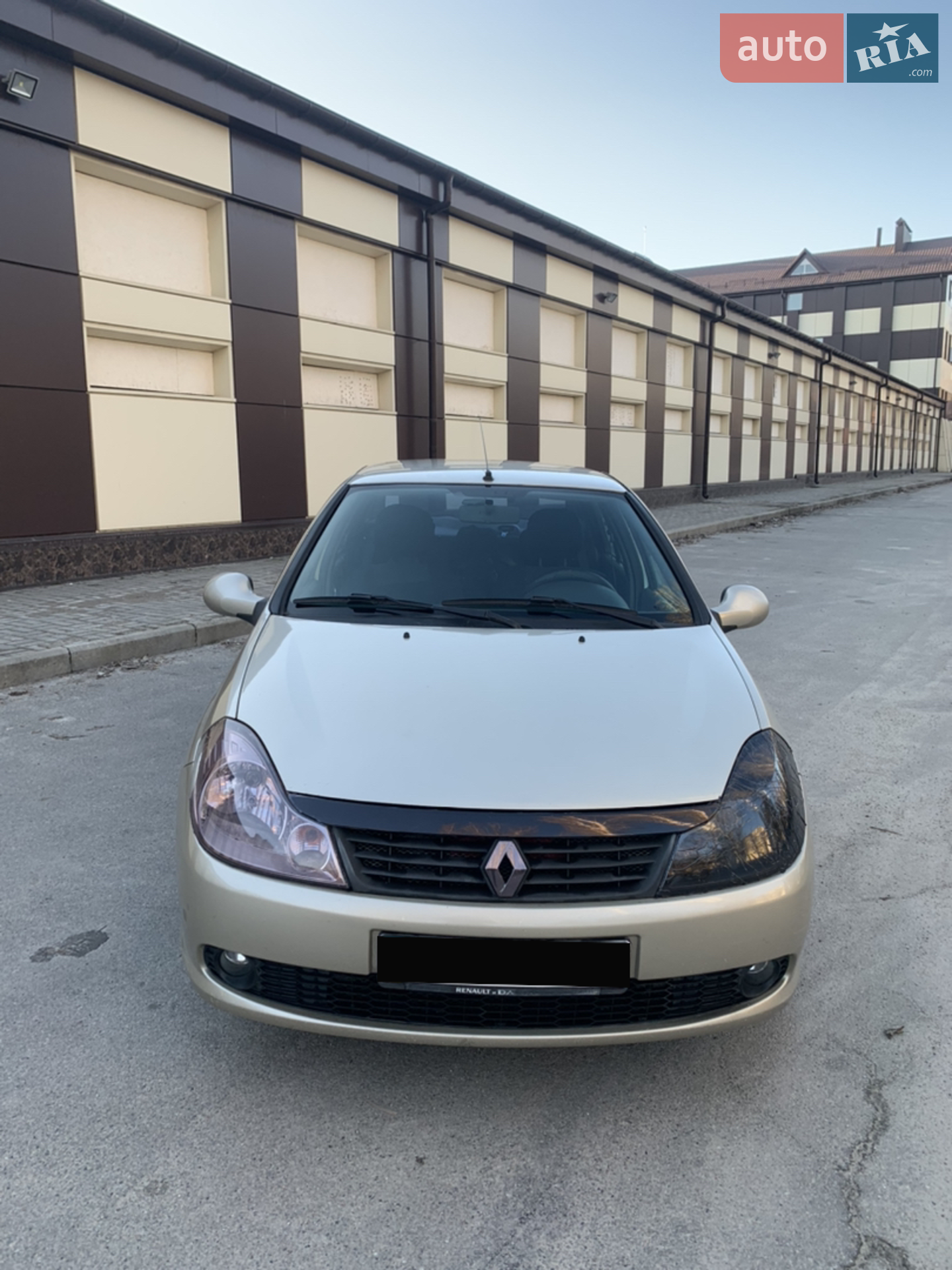 2010 Renault Symbol - мініатюра 26