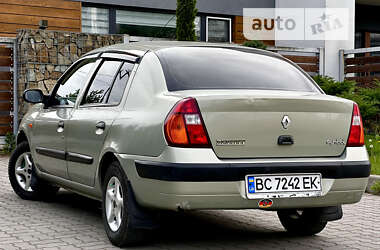 Седан Renault Symbol 2003 в Стрые