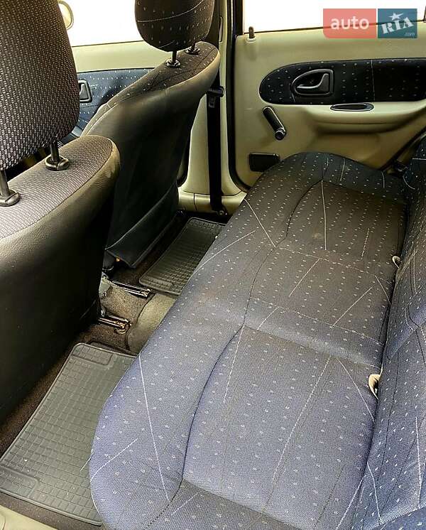 Седан Renault Symbol 2003 в Одессе