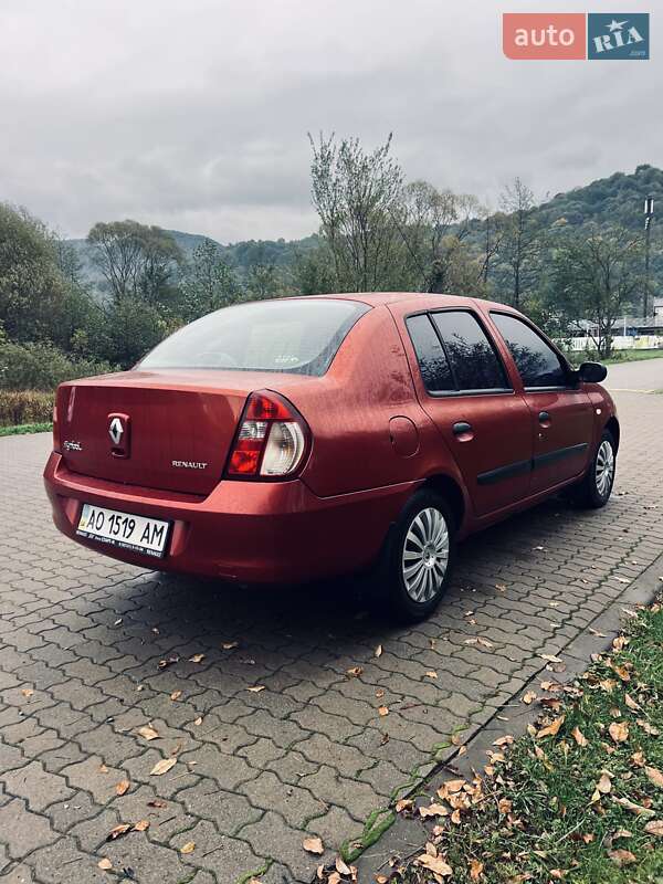 Седан Renault Symbol 2007 в Сваляве