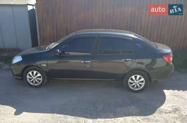 Седан Renault Symbol 2009 в 