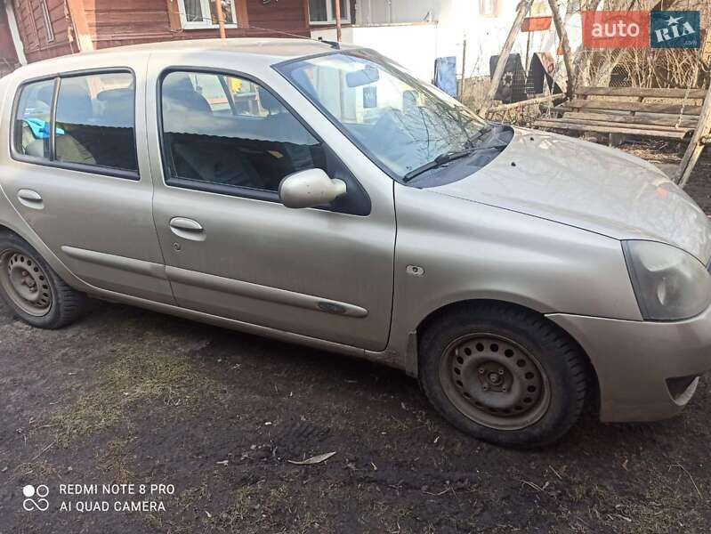 Седан Renault Symbol 2006 в 