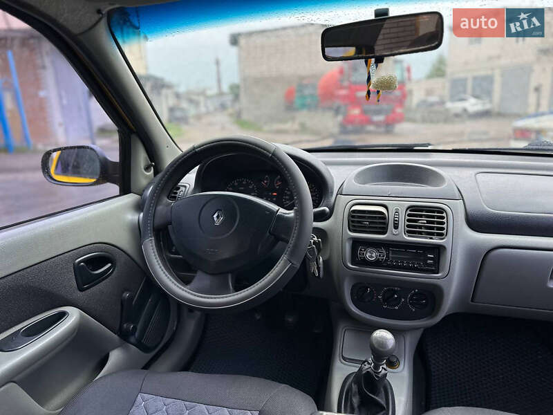 Седан Renault Symbol 2005 в Білій Церкві