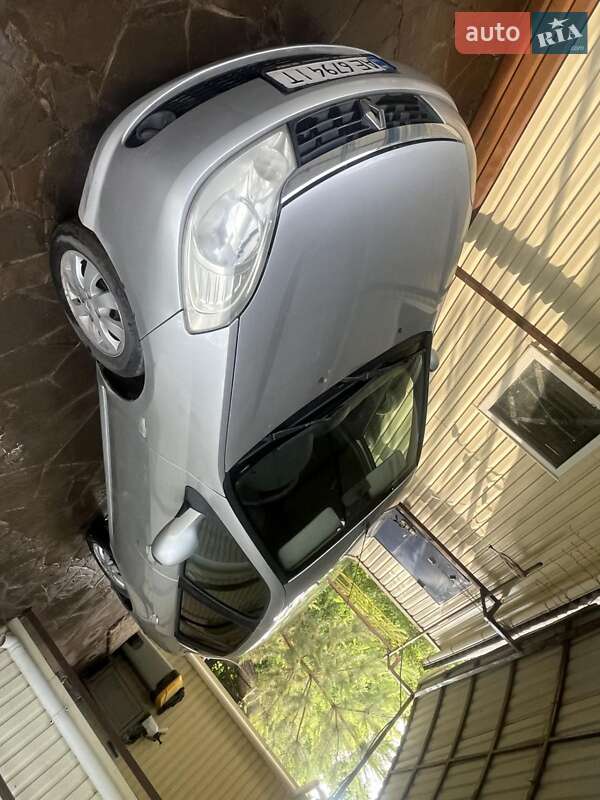 Седан Renault Symbol 2011 в Новомосковську