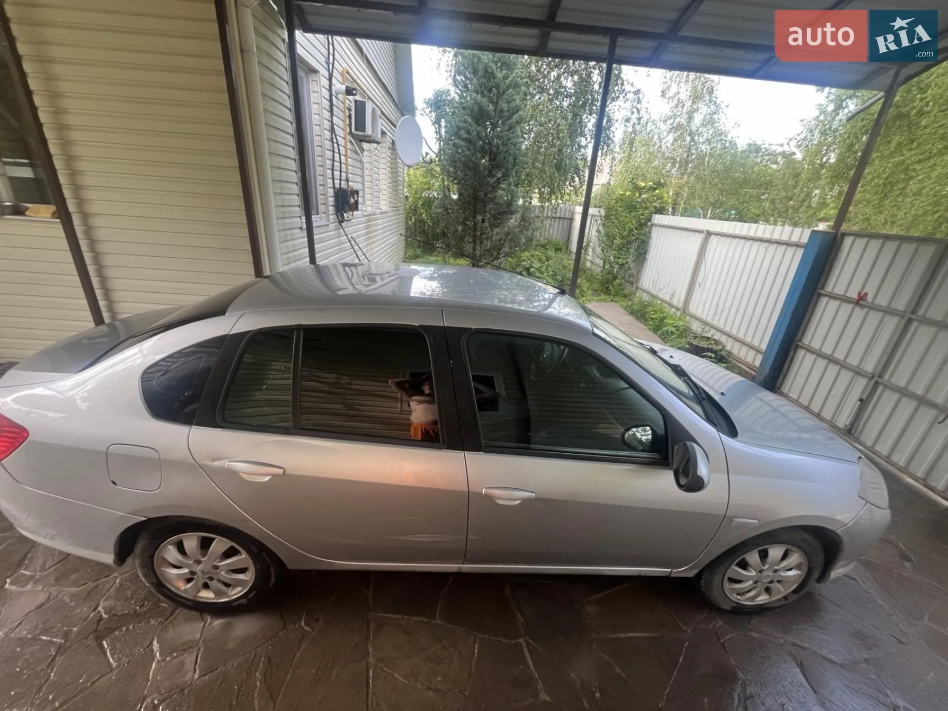 2011 Renault Symbol - мініатюра 3