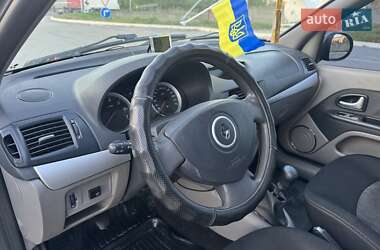 Седан Renault Symbol 2011 в 