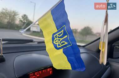 Седан Renault Symbol 2011 в 