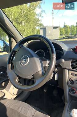 Седан Renault Symbol 2010 в 