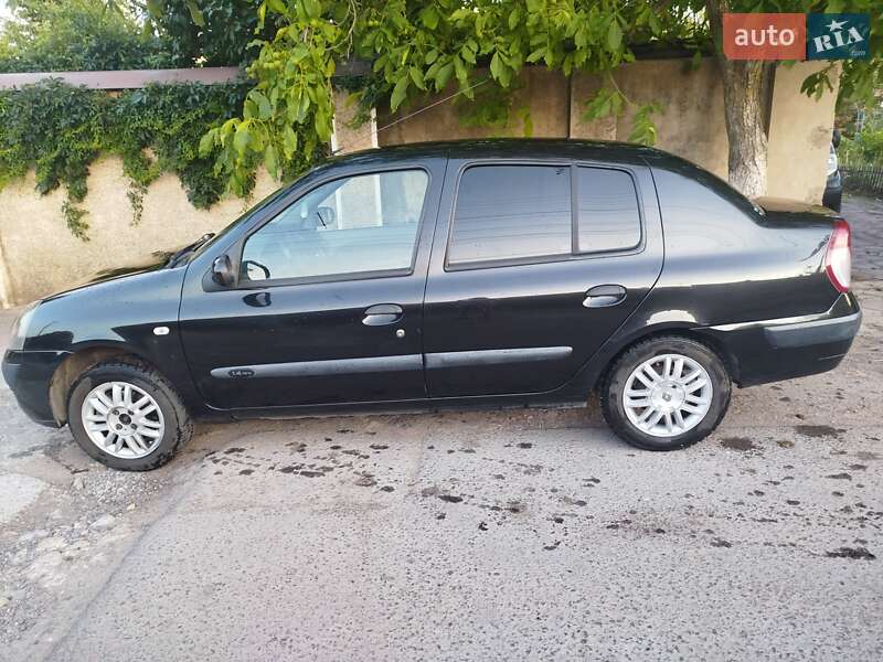 Renault Symbol 2005