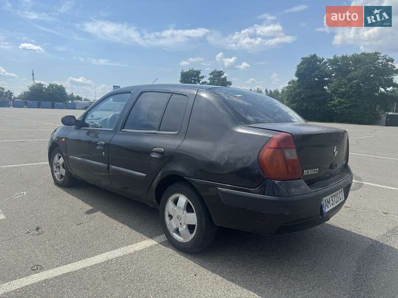 Седан Renault Symbol 2004 в Белогородке