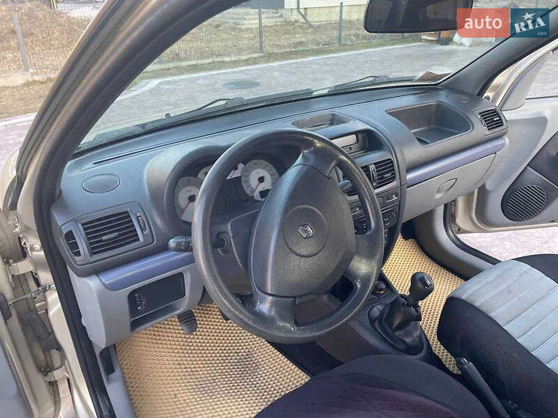 Седан Renault Symbol 2008 в Львове
