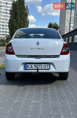 Седан Renault Symbol 2011 в 