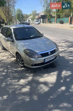 Седан Renault Symbol 2010 в Умані