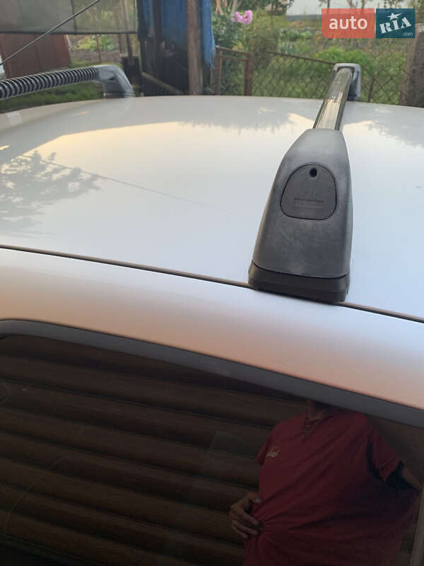 Седан Renault Symbol 2010 в Сарнах