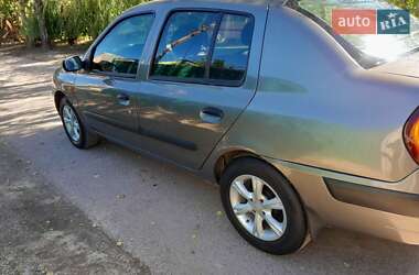 Седан Renault Symbol 2004 в 
