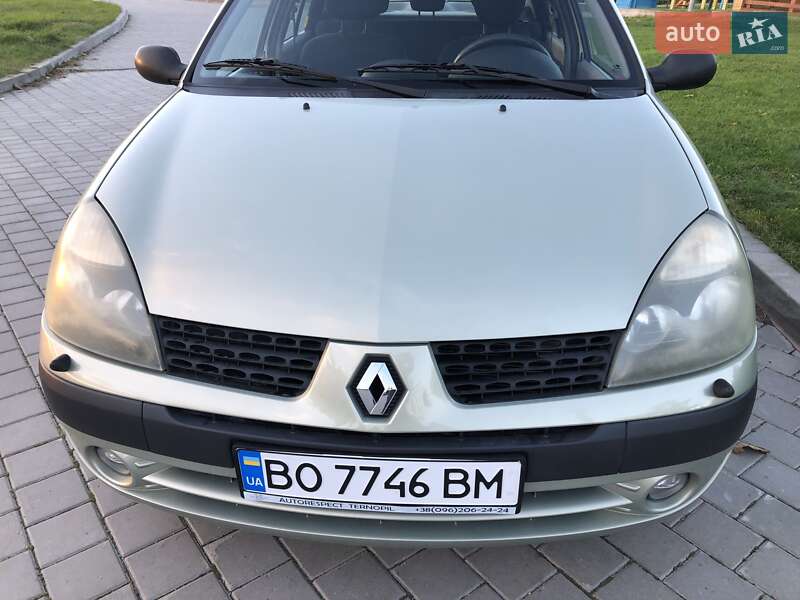 Седан Renault Symbol 2002 в Белой